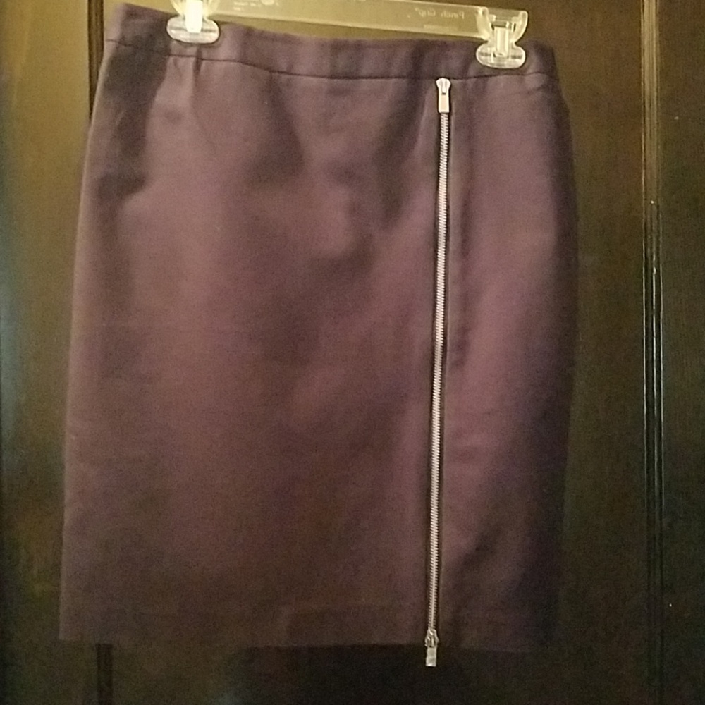 💙CLOSET CLEAR OUT💙Premise Skirt with Zipper Slit